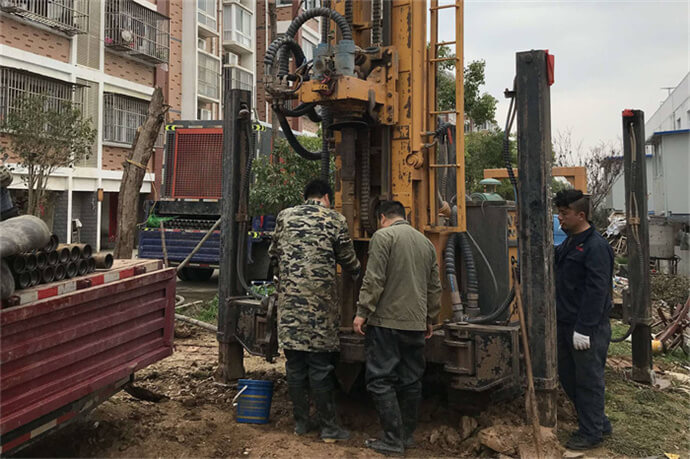 淄博钻井队，专业打深...